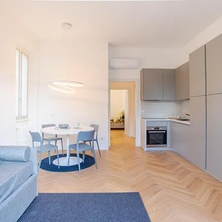 Guesthost - Lakeview With Pool, Garden & Parking Lierna