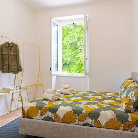 Guesthost - Lakeview With Pool, Garden & Parking Apartment Lierna