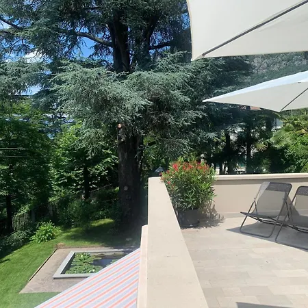 Apartment View With Pool, Garden And Parking *